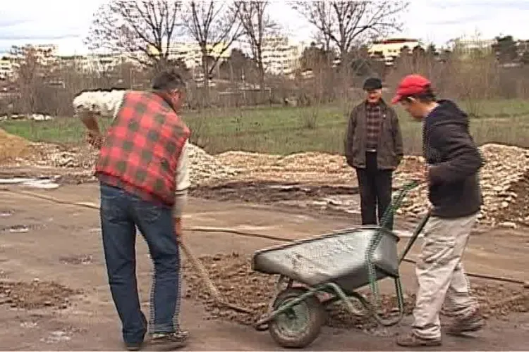 S-a furat bitumul care trebuia pus pe strada Soporului?