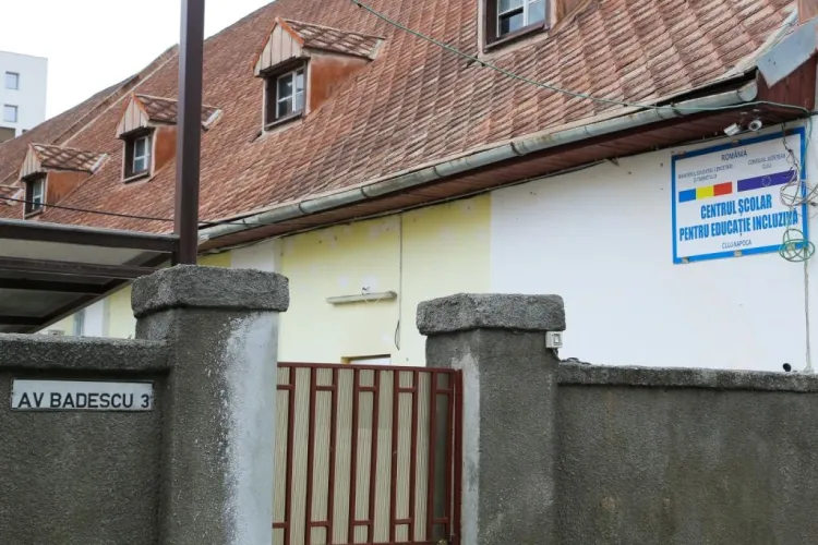 Școala Specială nr 1 de pe strada Coșbuc, mutată pentru că biserica a ”înhățat” spațiul din centrul Clujului