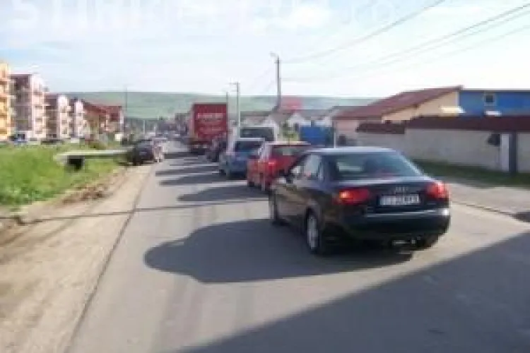 Trafic bară la bară în Florești! Care sunt orele de COȘMAR și care e soluția Primăriei?