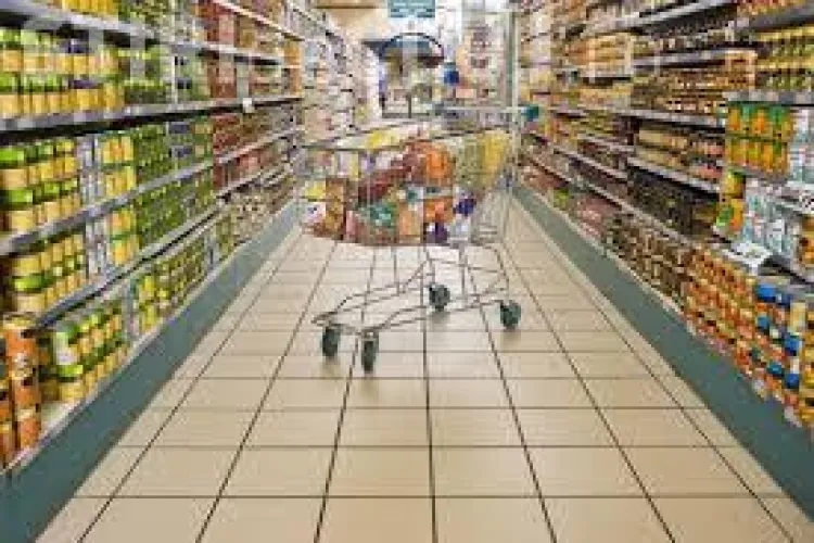 Dejul nu are un supermaket mare! Primarul promite unul până în 2015