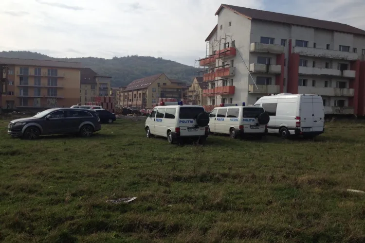 Mascații au descins în Florești, pe strada Porii, în zona Multiserv - FOTO și VIDEO