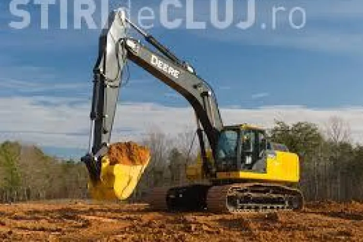 Clujean reținut de polițiști pentru înșelăciune. A păcălit angajații unei firme să îi dea un excavator de peste 160.000 euro VIDEO