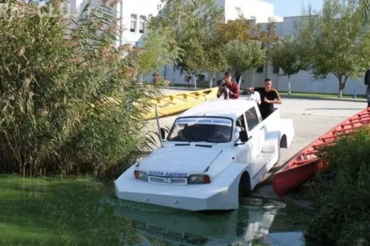 Cum arată DACIA AMFIBIE - FOTO