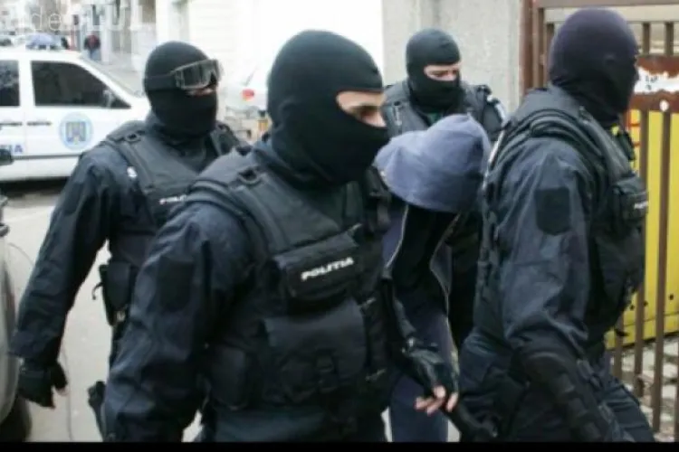 Doi șmecherași din Cluj anchetați de DNA în scandalul retrocedărilor ilegale din Brașov