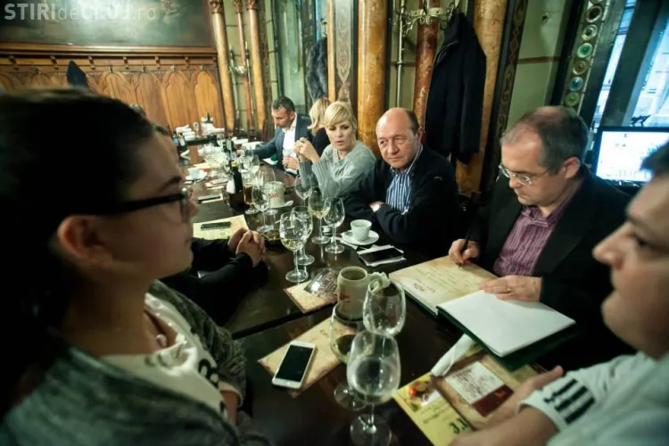 Boc s-a întâlnit cu Udrea și Băsescu la București FOTO