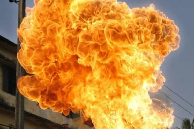 Explozie și incendiu la o fabrică din Gherla. Angajații au fost trimiși acasă