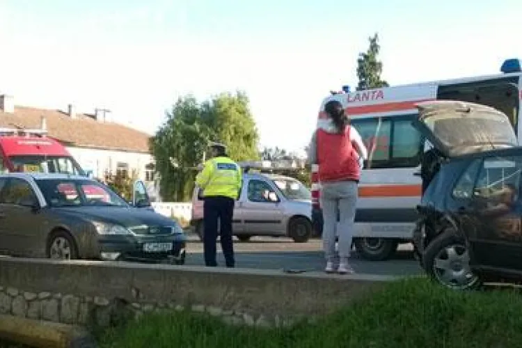 Accident mortal la Turda! Un șofer a făcut infarct la volan și a intrat din plin în alt autoturism