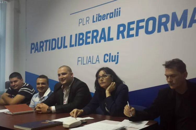 Steluța Cătăniciu: Îmi doresc un președinte român. Ne UMILIM susținând un nemț. Noi suntem mai hoți ca ei?