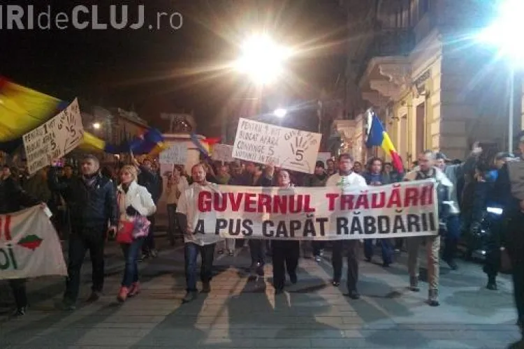 Clujul a devenit Capitala României în protestele Anti - Ponta. Vezi explicațiile