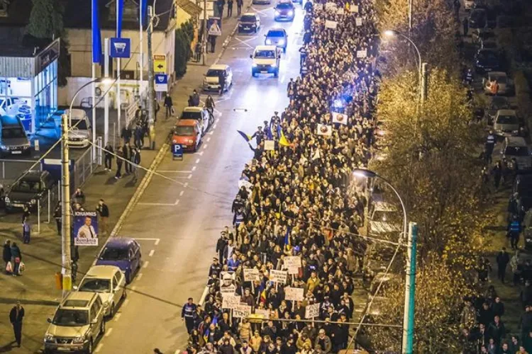 Klaus a cucerit KLAUSenburg: Clujenii l-au votat pe ”neamț” în MASĂ- Cluj-Napoca 78.07%-Iohannis