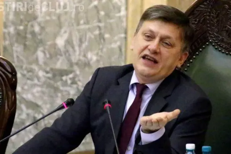 Crin Antonescu nu îi acordă sprijin nici lui Ponta nici lui Iohannis