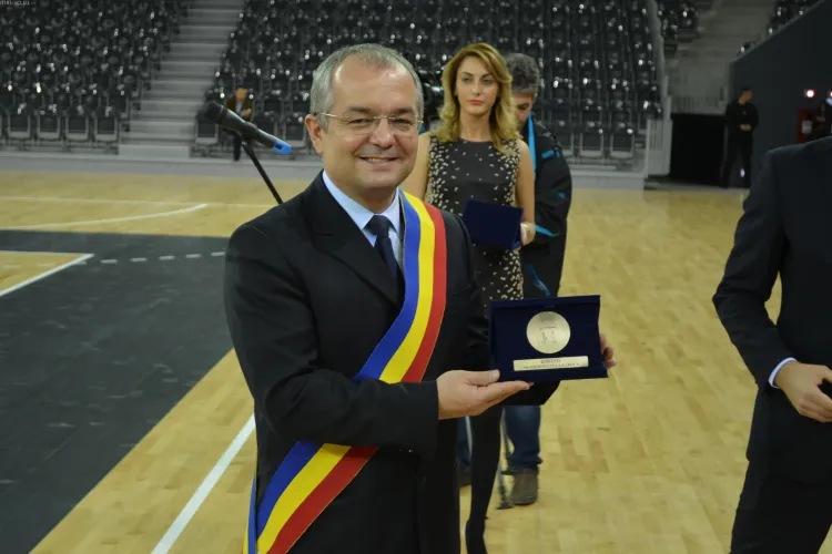 Boc speră ca naționalele să vină la Polivalentă. Să nu fie ca la Cluj Arena - VIDEO