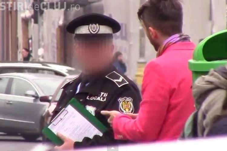 Mircea Bravo agață polițiști aflați pe stradă în Cluj: ”Dar nu-s fetiță mă!” - VIDEO