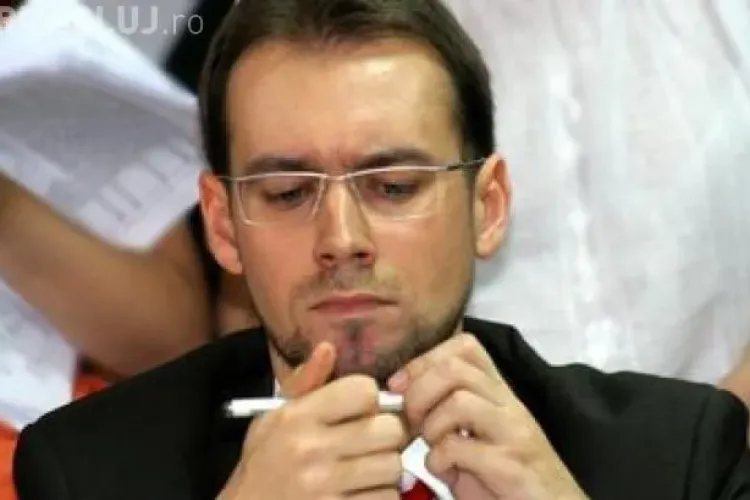 Iohannis cere demisia corupților din PNL: Domnul Chiuariu trebuie să plece