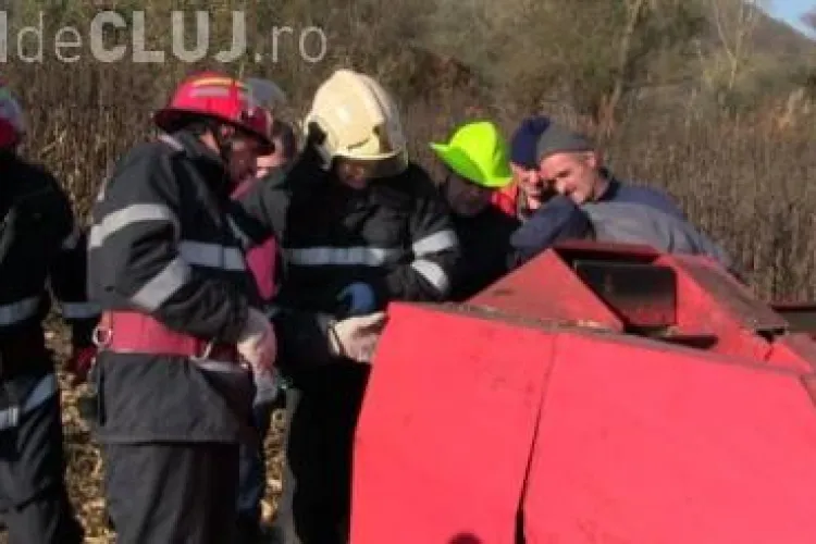 Accident de muncă la Urișor. Un bărbat a rămas fără mână în timp ce culegea porumbul VIDEO