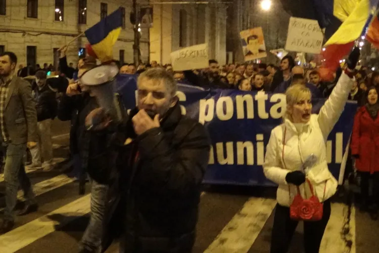 Antena 3 a fost huiduită și la Cluj. Ce s-a SCANDAT? - VIDEO