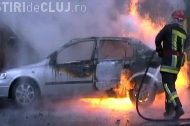 O mașină a luat foc pe strada Tractoriștilor, în Someșeni