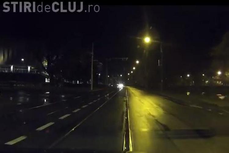 A DERAPAT lângă Cluj Arena, pe linia de tramvai! Un șofer a filmat SCENA - VIDEO