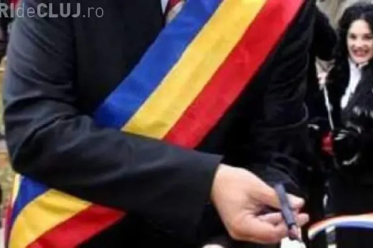 Proiect de lege: Aleşii locali să aibă dreptul numai la două mandate succesive