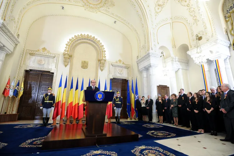 Bilanțul epocii Băsescu: S-a dublat PIB -ul și România are 430 de kilometri de autostradă