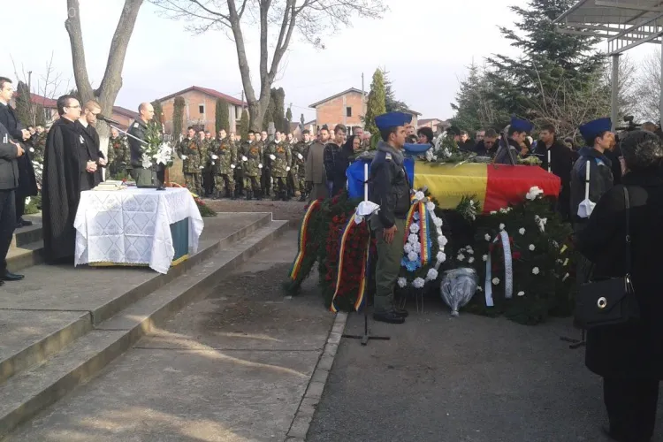 Doi dintre EROII militari morți la Sibiu au fost înmormântați la Cluj