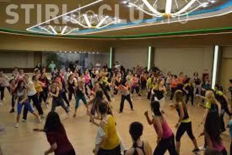 Zumbathon caritabil organizat la Cluj. Fondurile merg la tinerii dependenți de dializă