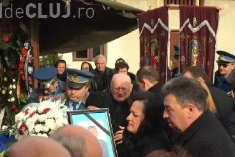 Militar clujean, decedat în accidentul de la Sibiu, înmormântat ca un erou la Țaga. Avea doar 43 ani FOTO