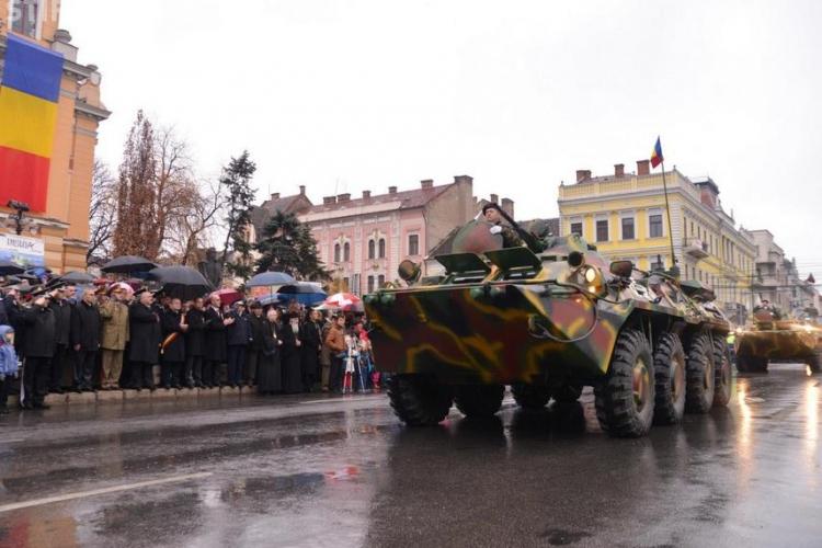 Paradă Militară la Cluj de 1 Decembrie, în Piața Avram Iancu! VEZI PROGRAMUL