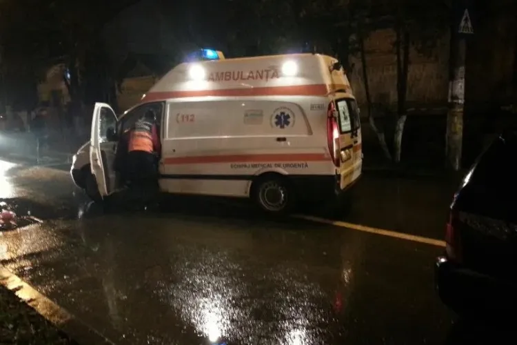 Accident TERIBIL în Gheorgheni! ORBIT de ploaie a lovit două femei și le-a proiectat la 10 - 15 metri - FOTO