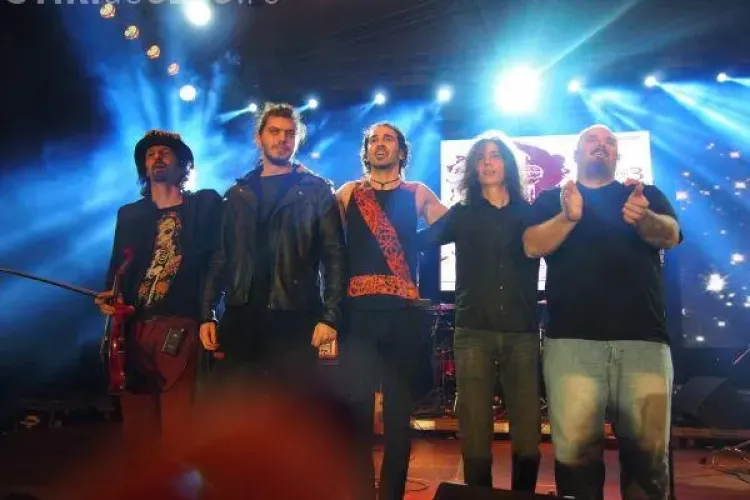 Targul de Crăciun de la Cluj: Trupa Hara susține cu concert diseară, în Piața Unirii