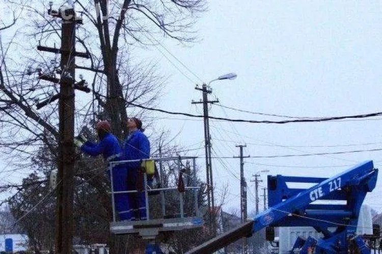 Cluj - Avarie MAJORĂ la rețeaua de electricitate din 12 localități. Viceprimarul din Feleacu: Nu-i un capăt de lume!