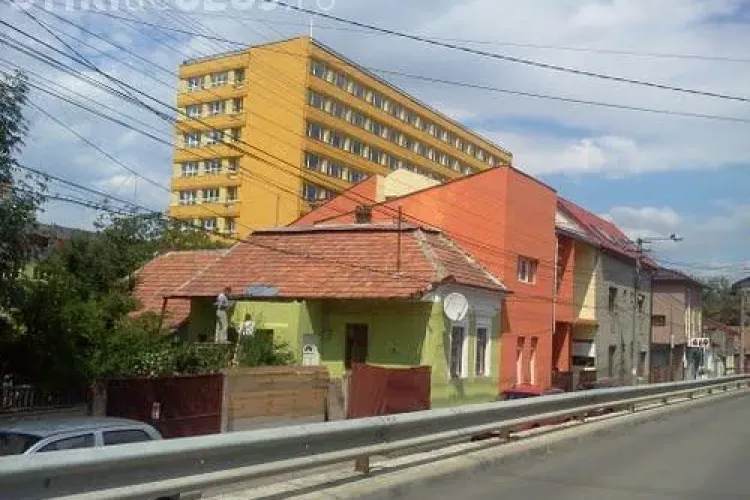 Clujeancă prinsă la furat într-un cămin studențesc. Avea cheia de la cameră