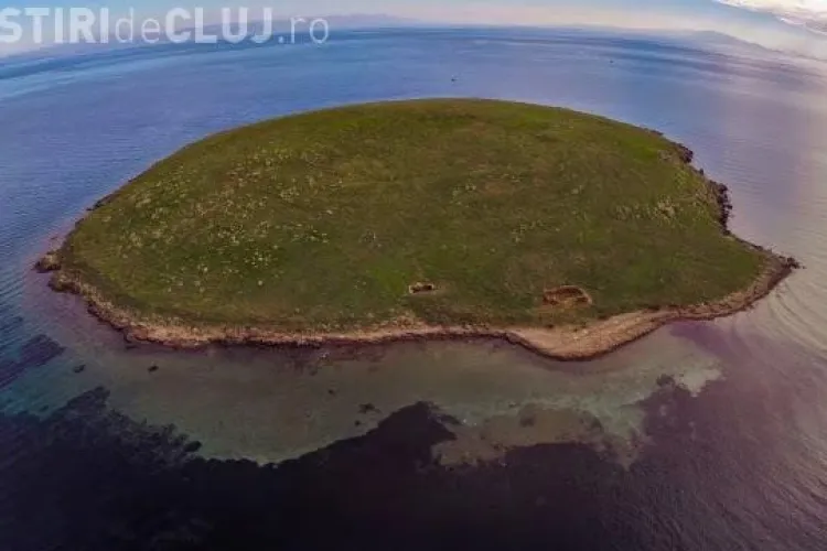 Grecii își vând insulele private ”la ofertă”. Costă cât o casă în Londra