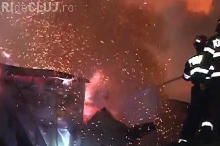 Turiști evacuați la Muntele Băișorii. A luat foc cabana în care se cazau