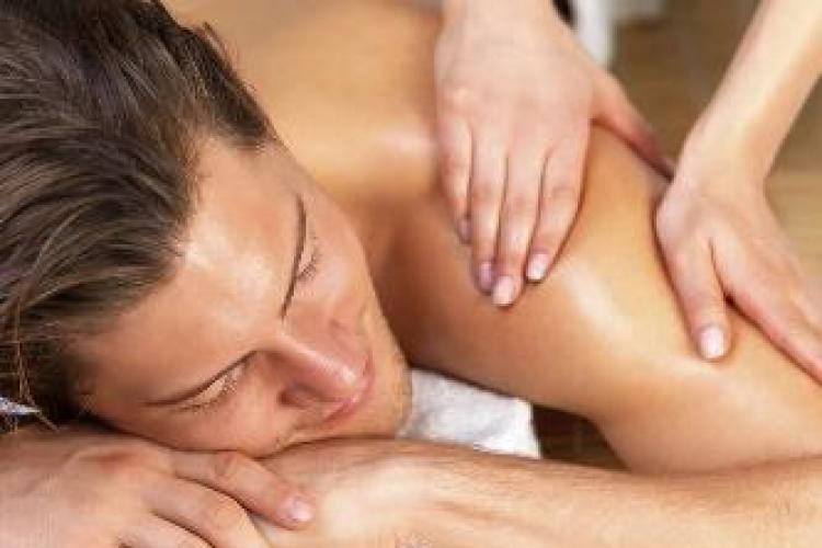 Un român a reclamat la OPC un salon de masaj erotic. Vezi ce nu i-a convenit acestuia