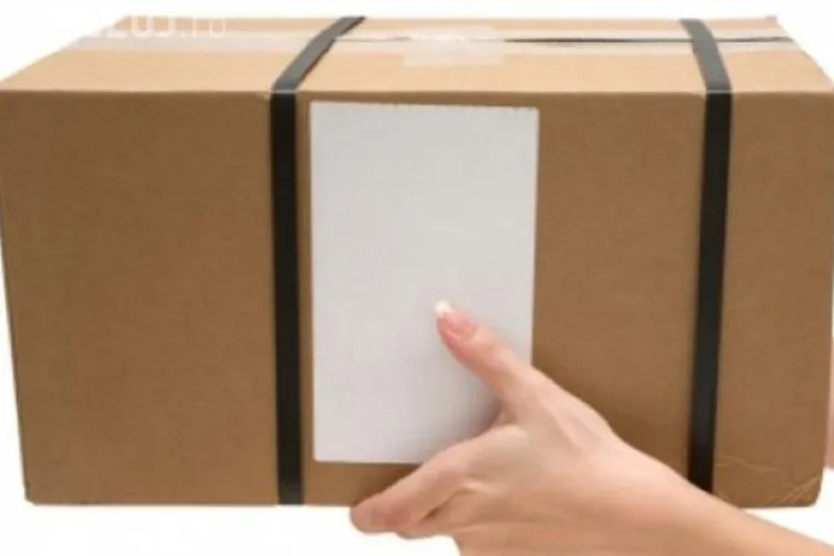 Au comandat telefoane, dar s-au trezit înșelați