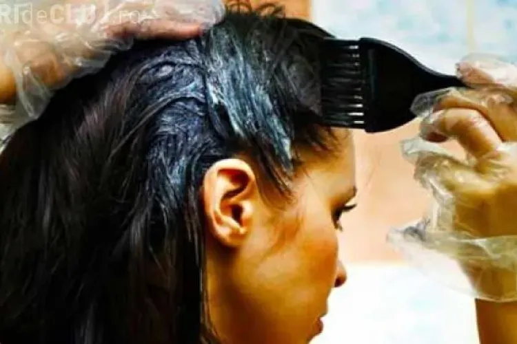 O studentă și-a vopsit părul și a ajuns de urgenţă la spital