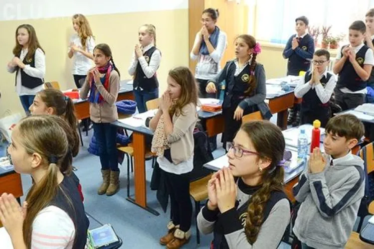 Patriarhia: Ora de religie promovează comportamentul paşnic, într-o vreme a mişcărilor extremiste