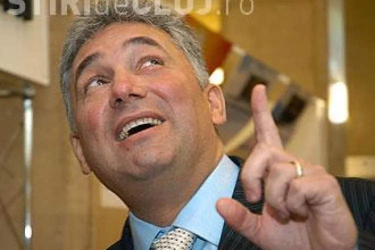 Adriean Videanu REȚINUT de DNA pentru 24 de ore