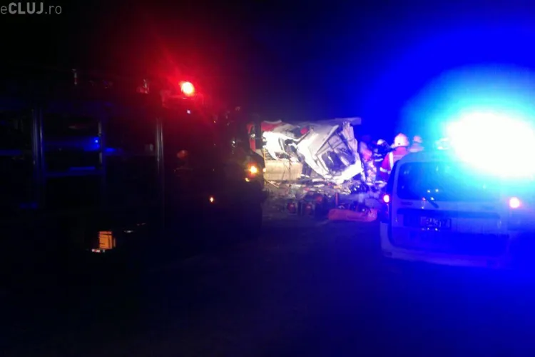 Accident pe Dealul Feleacului, în Curba Morții! Șoferul unui TIR a murit sub ochii logodnicei - FOTO