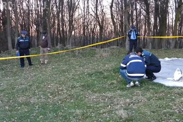 Un cadavru neidentificat a fost găsit în pădurea ”bântuită” din Cluj