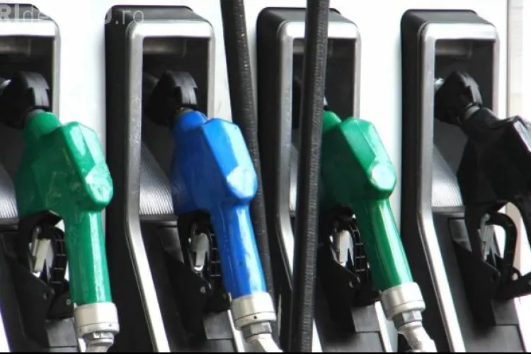 De ce s-au scumpit carburanţii