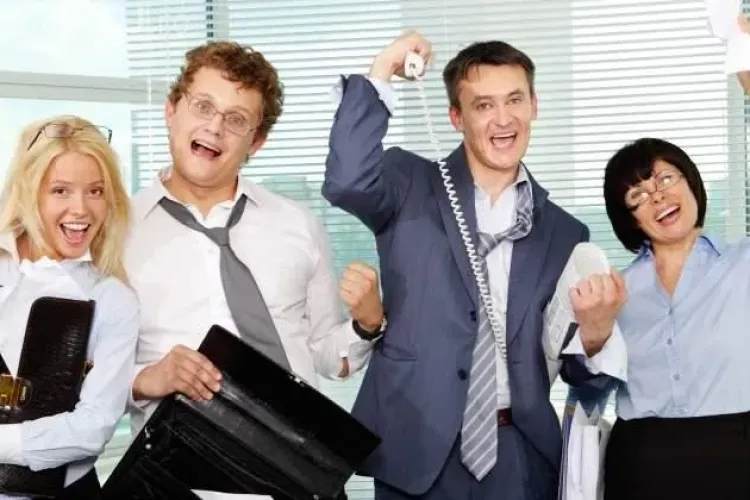 Parlamentarii propun încă două zile libere