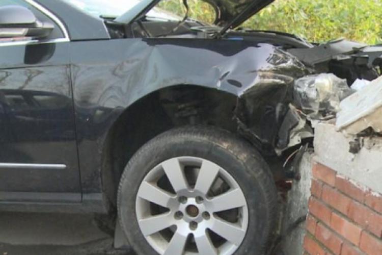 Un șofer din Cluj e după GRATII. S-a urcat beat la volan, a omorât un om și rănit alți doi