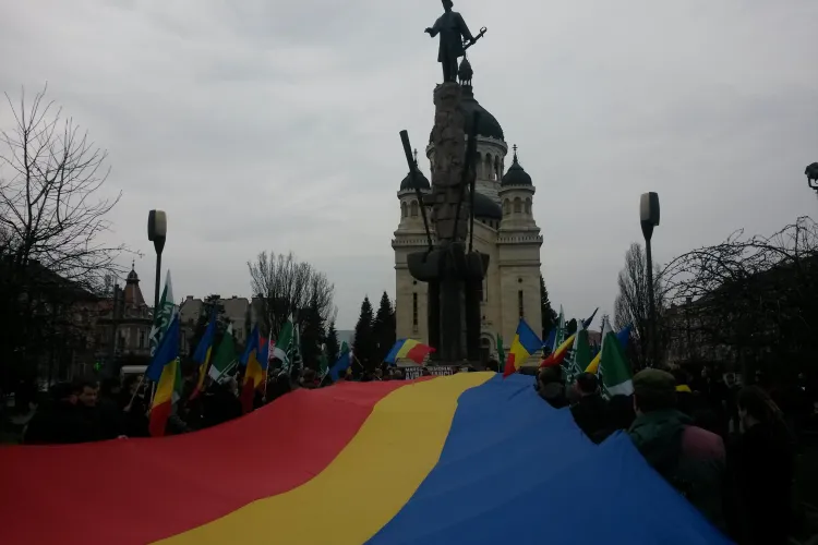 Noua Dreaptă în marș prin Cluj-Napoca: Acțiunile maghiarilor sunt separatiste - VIDEO