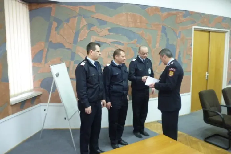 Subofițeri de la ISU Cluj avansați în grad de ZIUA PROTECŢIEI CIVILE DIN ROMÂNIA