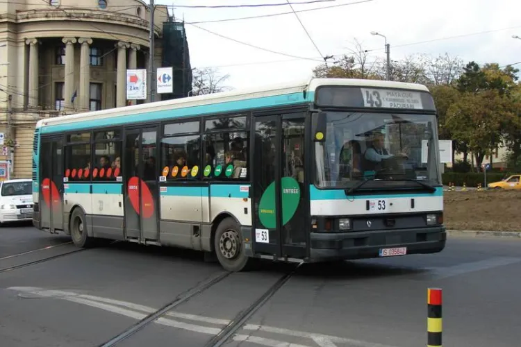 Decizia radicală a unui primar: Nespălații și neîgrijiții să nu urce în autobuze. Ar trebui aplicată și la Cluj?
