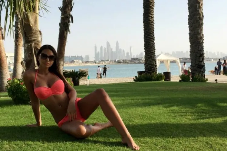 Noua iubită a lui Mutu e disperată. S-a prins că e sărac și ar vrea să revină la Sepsi - FOTO