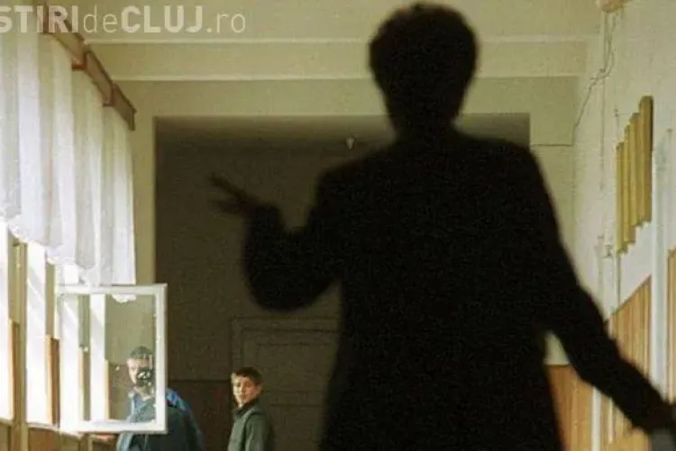 Elev de 7 ani UMILIT CRUNT la o școală din Cluj. Profesoara îi pune și pe copii să îl UMILEASCĂ - AUDIO EXCLUSIV