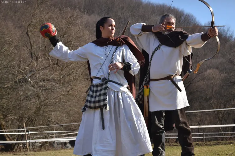 Handbalistele din lotul național joacă la Cluj! Ședință foto cu Aurelia Bradeanu, razboinica dacă - FOTO